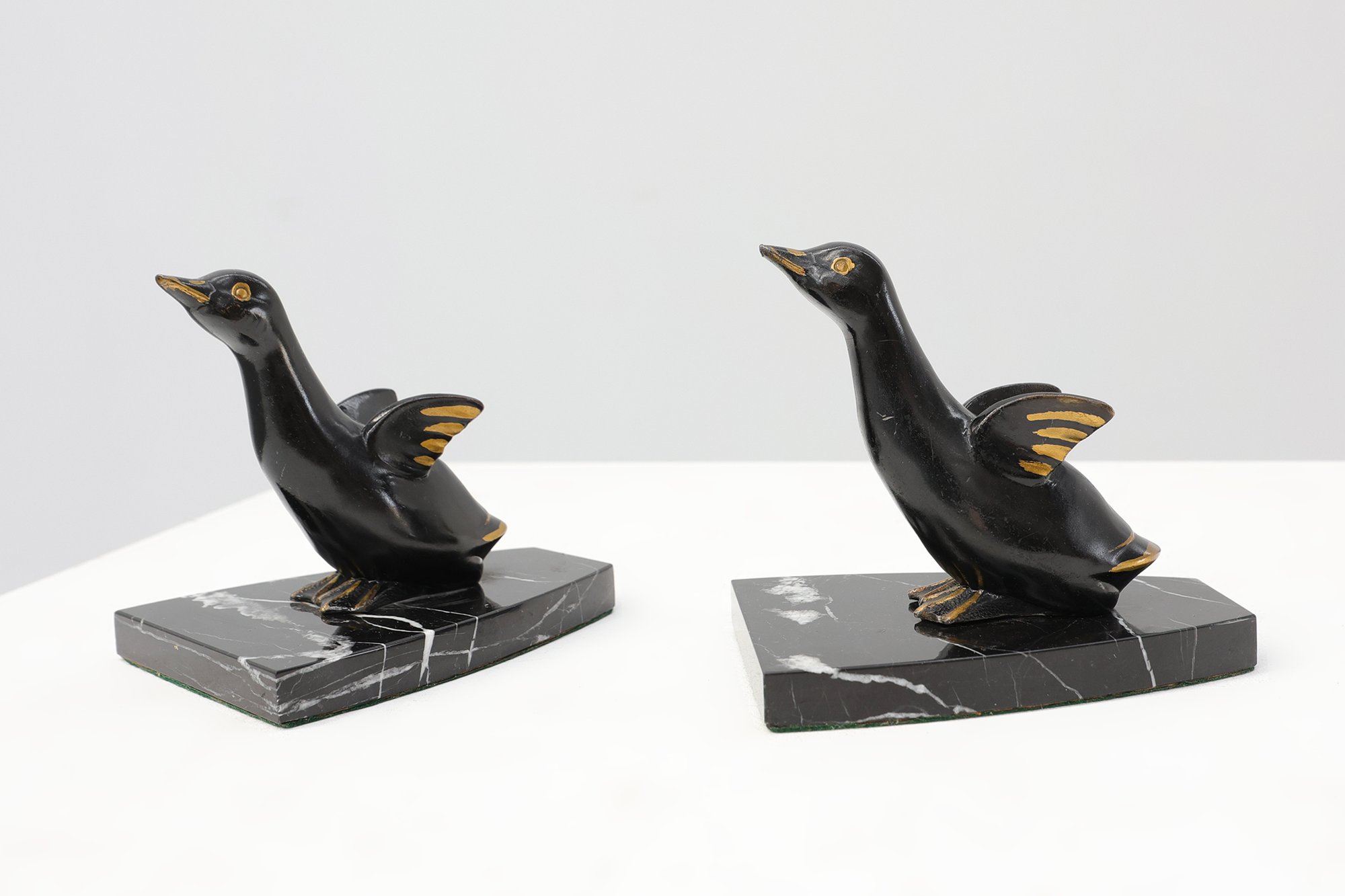 Pair of Art Deco Geese Bookends on Black Marble Bases, France, 1920thumbnail