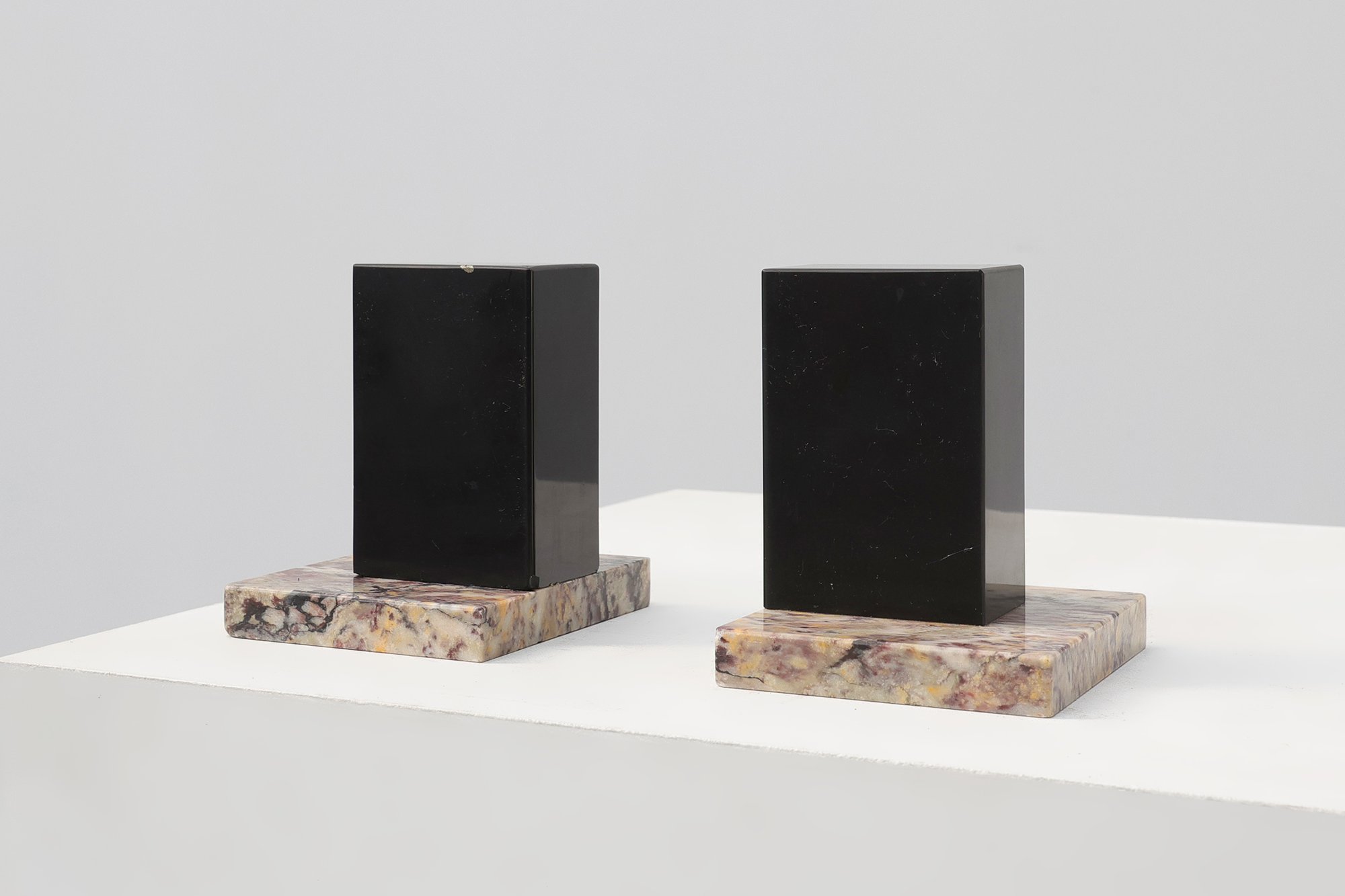 Pair of Art Deco Bookends in Black Metal and Veined Marble, Belgium, 1920thumbnail