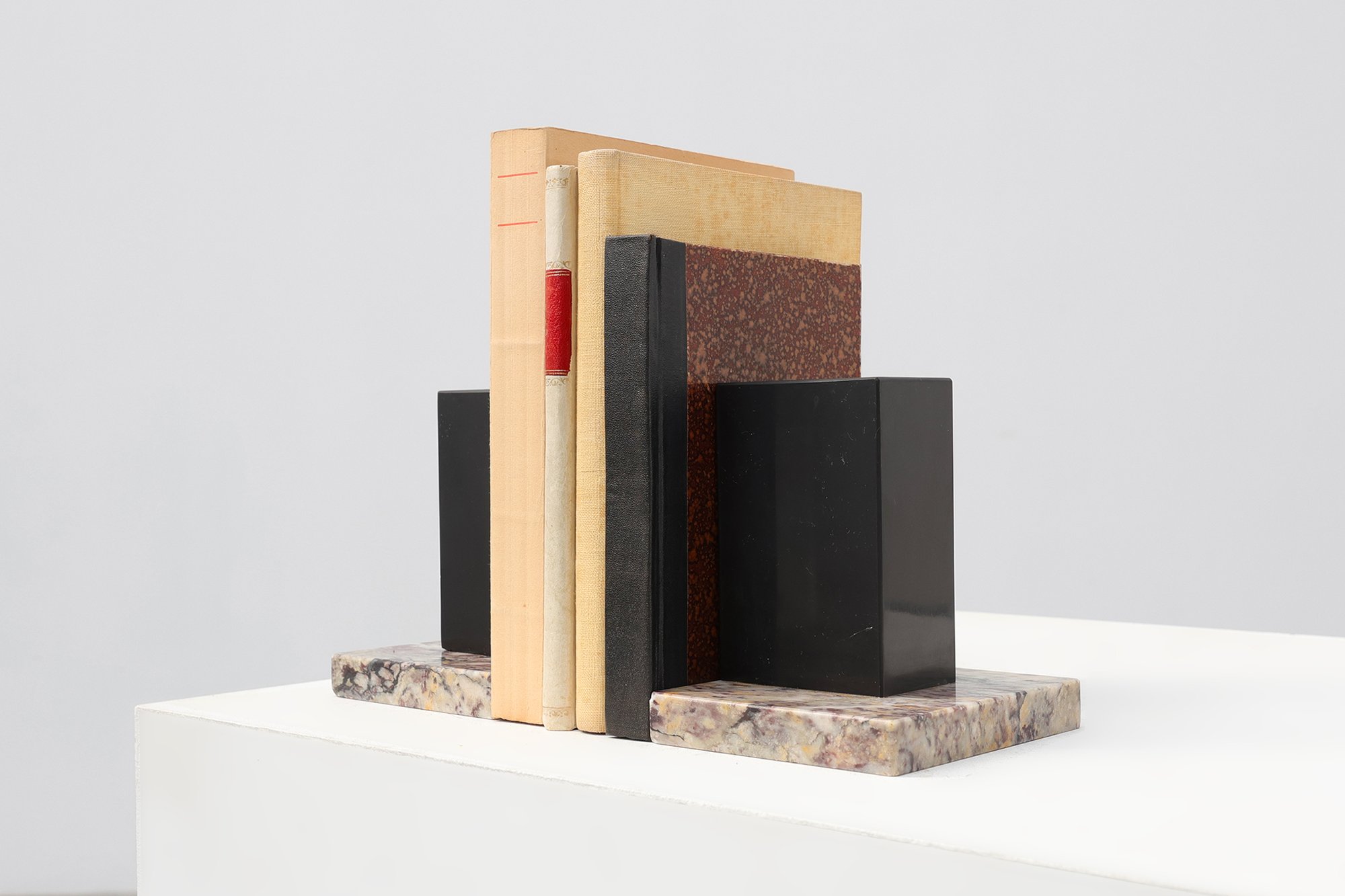 Pair of Art Deco Bookends in Black Metal and Veined Marble, Belgium, 1920thumbnail