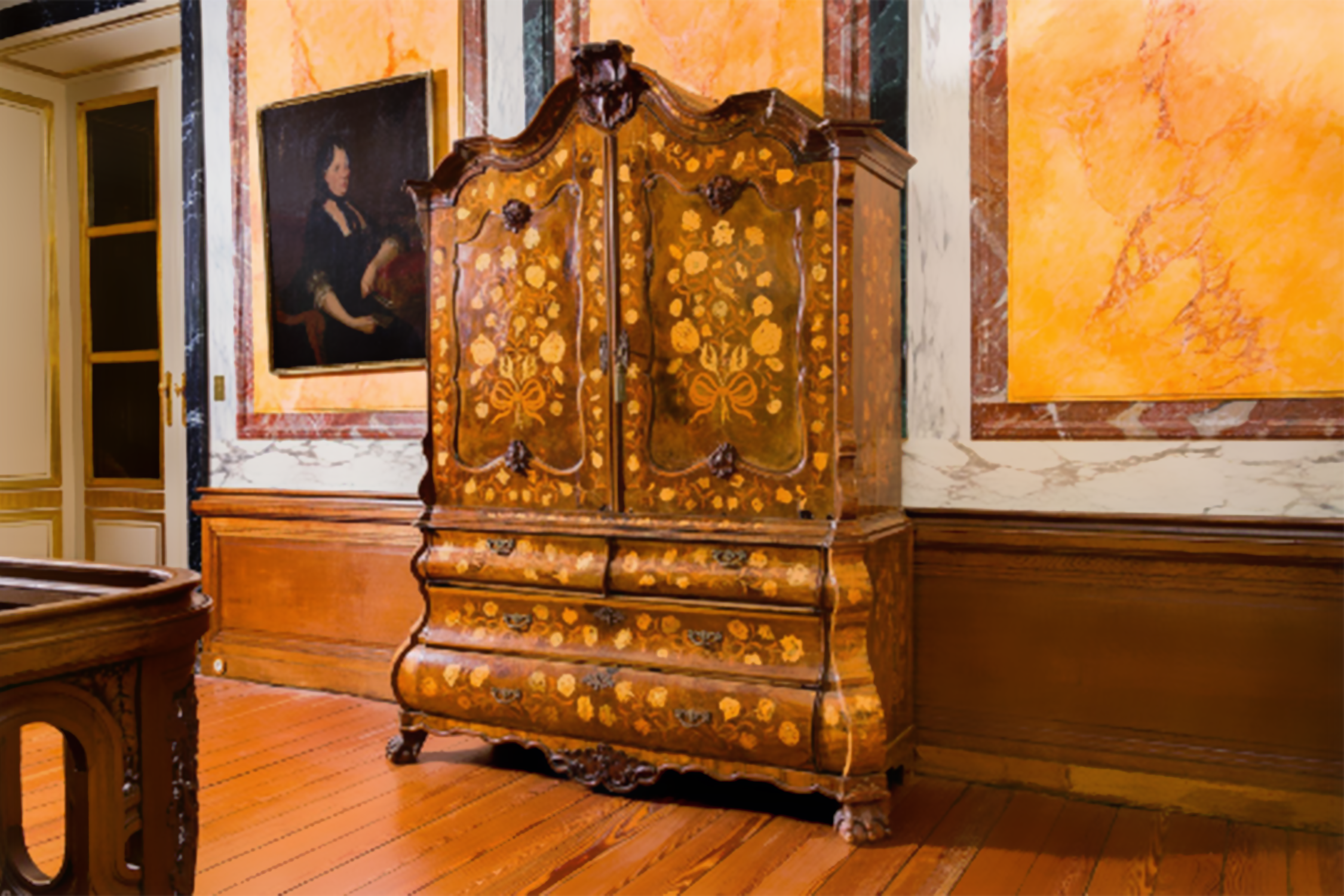 Dutch bombe two doors cabinet with floral marquetry, ca. 1750thumbnail