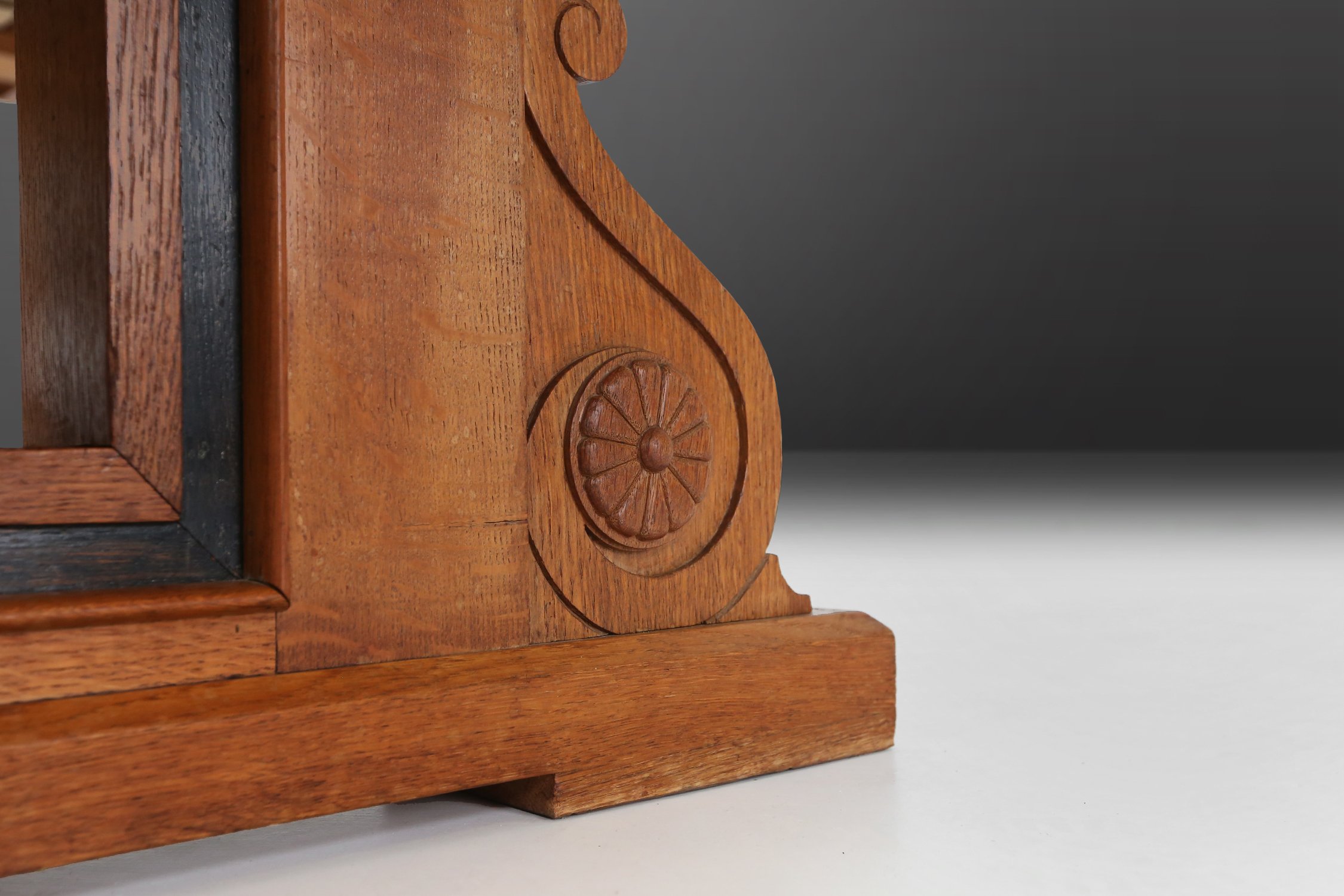 Extendable Art Deco Dining Table in full oak, 1940sthumbnail