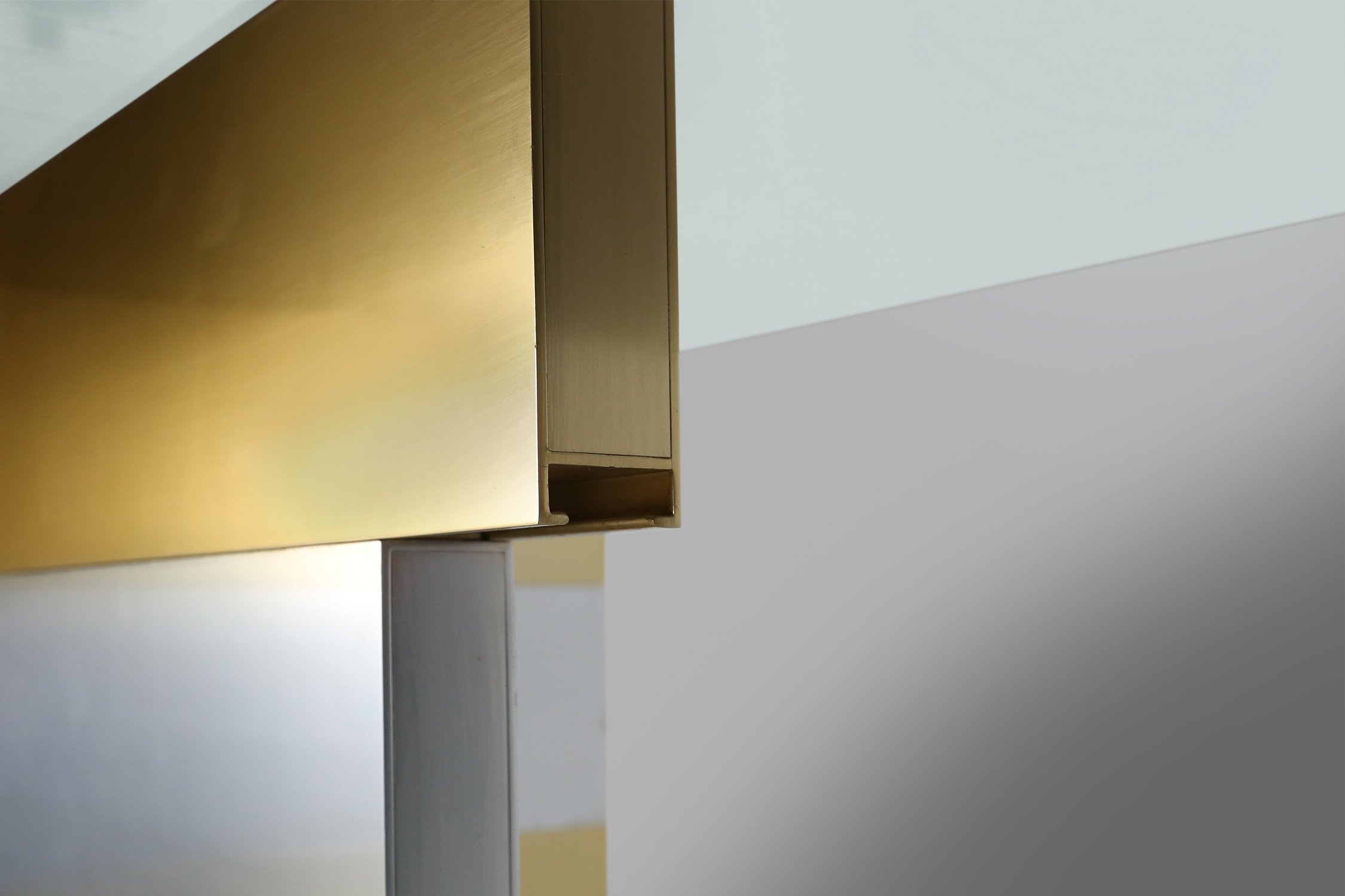 Postmodern dining table in the manner of Paul Evans, 1970sthumbnail
